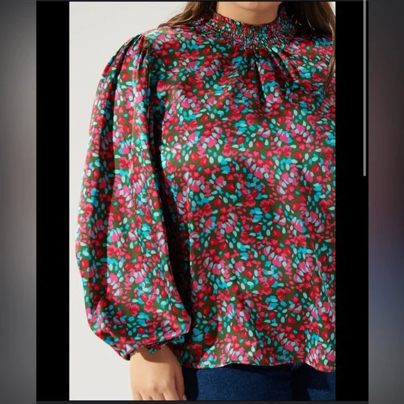 Sugarlips SEREIA FLORAL FIGARO BALLOON SLEEVE SATIN BLOUSE in multi - Picture 4 of 8